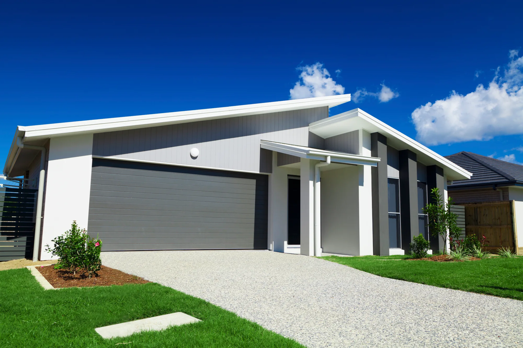 Exposed aggregate driveway finish